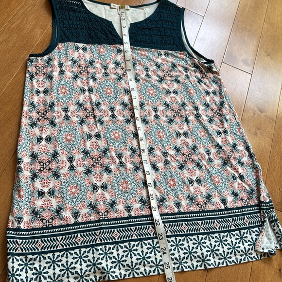 Lila Rose Top in Medium - Picture 4 of 6